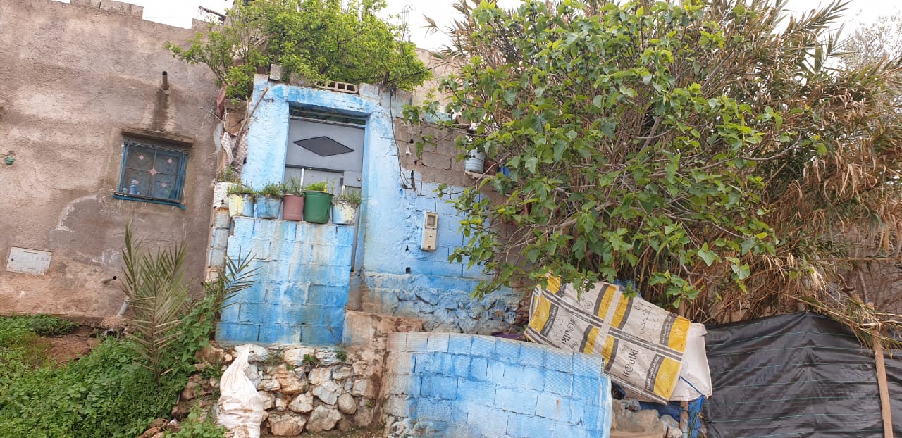 التحايل في الحصول على الشواهد الإدارية واستفحال البناء العشوائي  بجماعة عين الشكاك من المسؤول؟