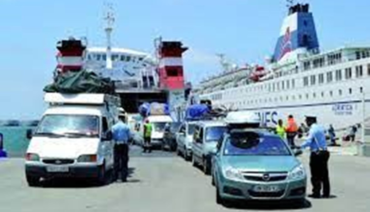 السموني:الملك يولي عناية خاصة لمغاربة العالم والحكومة لم تبلور سياسة عمومية مندمجة وواضحة المعالم تستجيب لانتظاراتهم