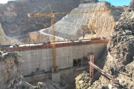 سكان دوار الروف بجماعة البرارحة في اقليم تازة يطالبون وزارة التجهيز والماء بالإسراع في صرف التعويضات عن أراضيهم