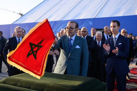 جلالة الملك يشرف على إطلاق مركب صناعي ضخم لمحركات الطائرات بالنواصر