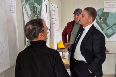 عامل إقليم تازة يعزز سياسة القرب ويقف ميدانياً على مشروع مستشفى تاهلة الذي سيغيّر وجه الخدمات الصحية بالإقليم