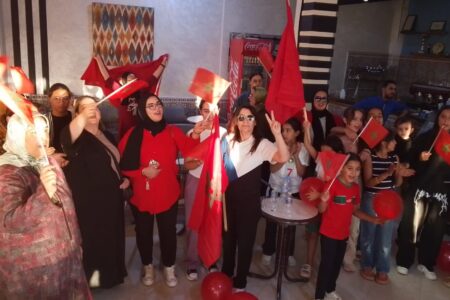 واد أمليل إقليم تازة  تلبس الأحمر والأخضر في ليلة الفخر الوطني والانتصار الدبلوماسي