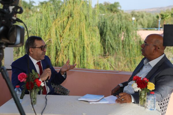 التعليم الأولي بين غزارة التنظير وإشكالية التطوير موضوع حوار مع الاستاذ الطاهر عقمي