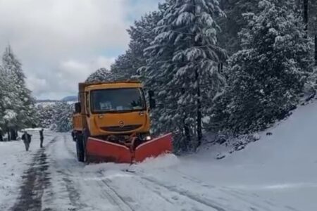 تعبئة شاملة لفك العزلة عن ساكنة تمشاشت بإقليم تاونات إثر التساقطات الثلجية