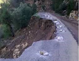 من انهيار الطرق إلى عزل الدواوير: الأمطار تكشف فشل مشاريع البنية التحتية المغشوشة بإقليم تازة وتضع المسؤولين أمام امتحان المحاسبة