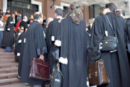 هيئات المحامين بالمغرب تعلن إضراباً وطنياً وتلوّح بالتصعيد رفضاً لمشروع قانون المهنة