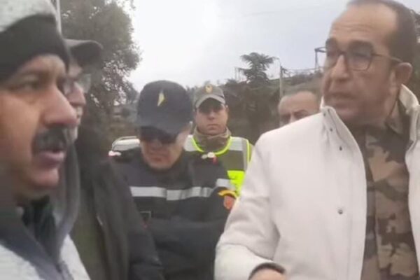 عامل إقليم الحسيمة في زيارة ميدانية تفقدية لجماعة كتامة للاضطلاع على حجم الضرر الحاصل.