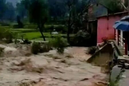 فيضانات تهدد أرواح ساكنة دواوير جماعة تاغزوت بإقليم الحسيمة نداء استعجالي لتدخل فوري