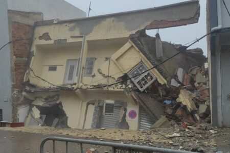 انزلاق تربة بحي احجر دريان بتاونات: يقظة السلطات تحول دون وقوع مأساة إنسانية