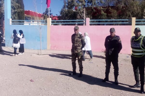 تعزيز الأمن بمحيط المؤسسات التعليمية بإقليم بولمان تحت إشراف عامل الإقليم السيد علال الباز