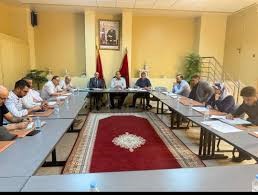 مجلس جماعة واد أمليل يصادق على قرارات مالية وتدبيرية حساسة وسط غياب النقاش العمومي وربط المسؤولية بالمحاسبة