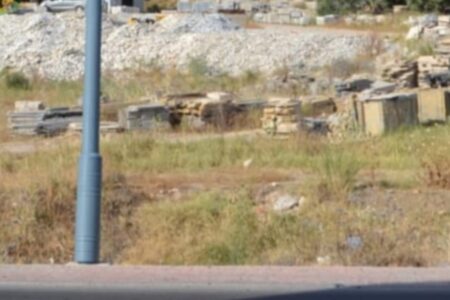 واد أمليل مطالب حقوقية بفتح تحقيق عاجل في أنشطة استغلال الحجارة المحاذية للطريق بعد تصاعد المخاوف بشأن سلامة المواطنين وحماية البيئة