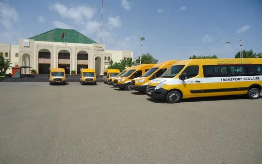 عين معطوف بتاونات النقل المدرسي خارج الخدمة وحقوق التلاميذ أمام خطر الهدر المدرسي